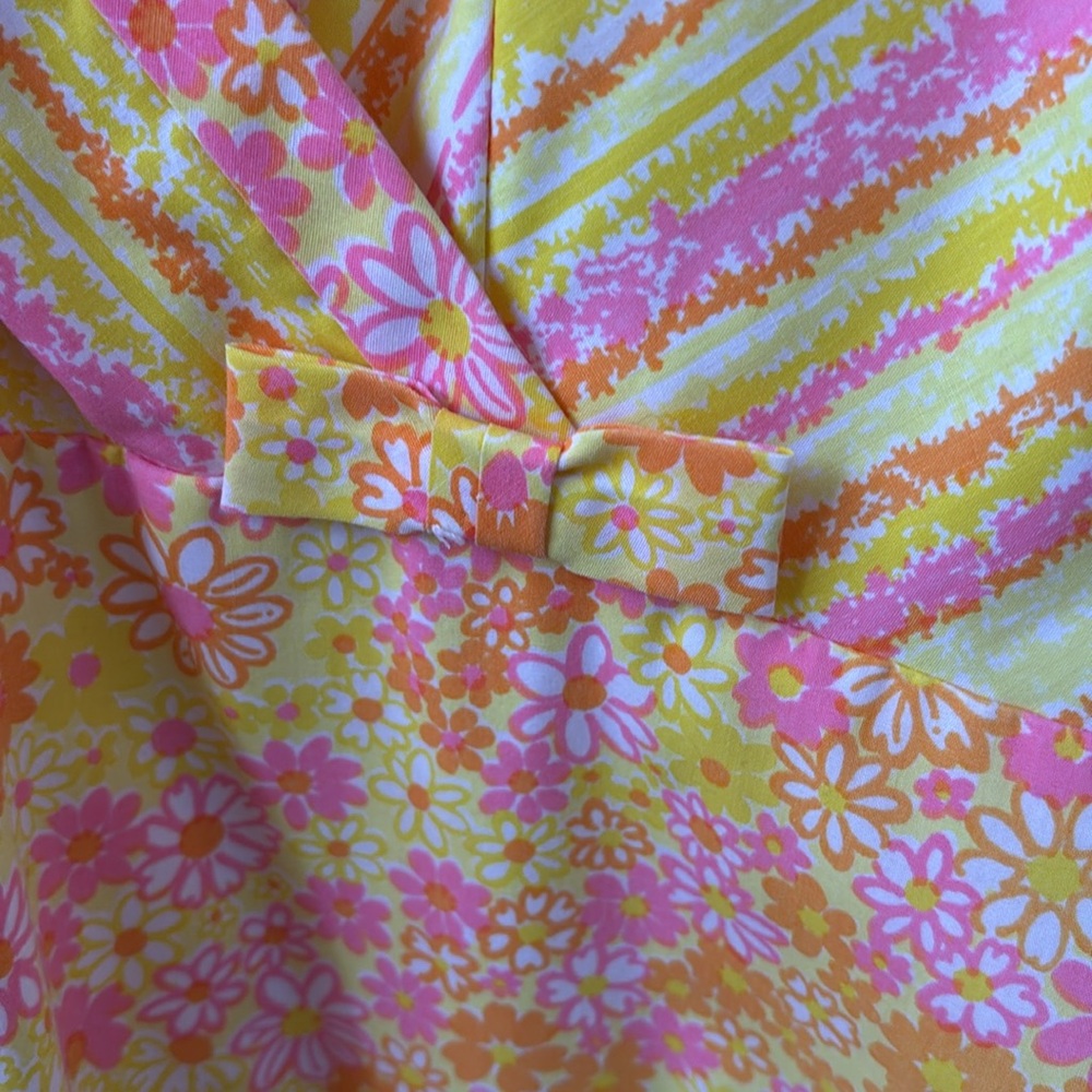 Lilly Pulitzer Vintage “The Lilly” Floral Print Dress - Picture 6 of 12